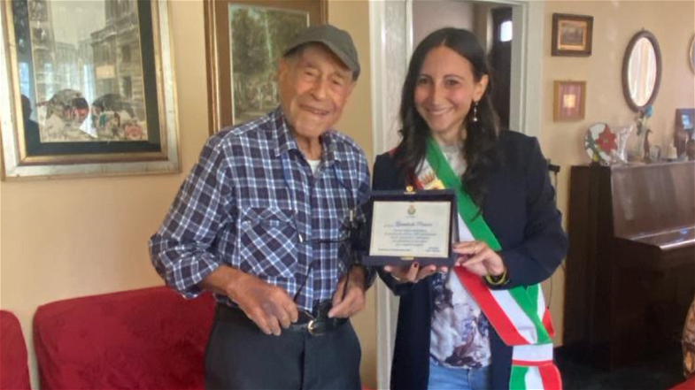 L'amministrazione di Trebisacce festeggia insieme al dottor Leonardo Maiuri i suoi 100 anni!