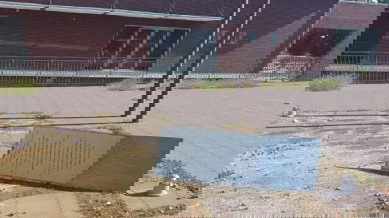 Atto vandalico a Co-Ro: distrutta l'installazione di