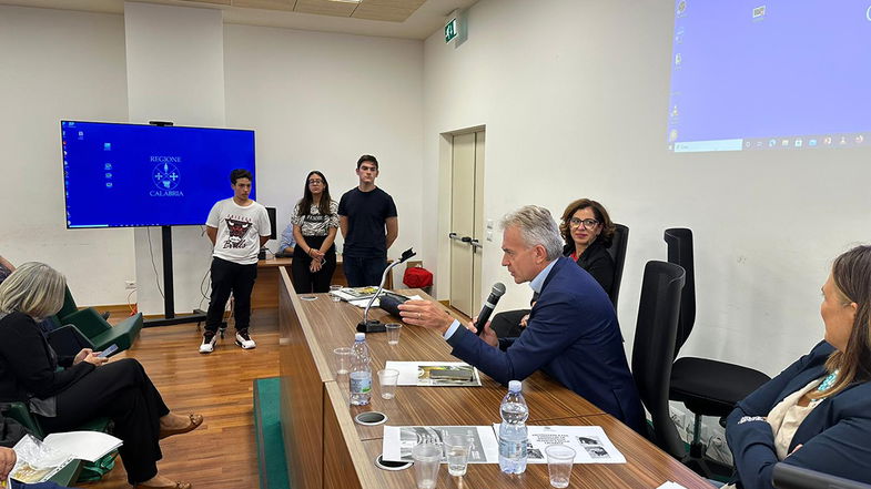 Gli studenti del Majorana di Co-Ro protagonisti al campionato della pizza a Scalea e all'evento Crea