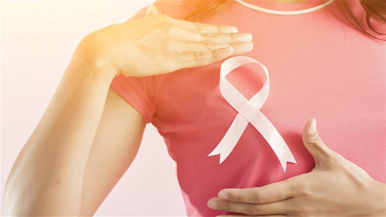 Tumore al seno, Civita si veste di Rosa per sensibilizzare sulla prevenzione