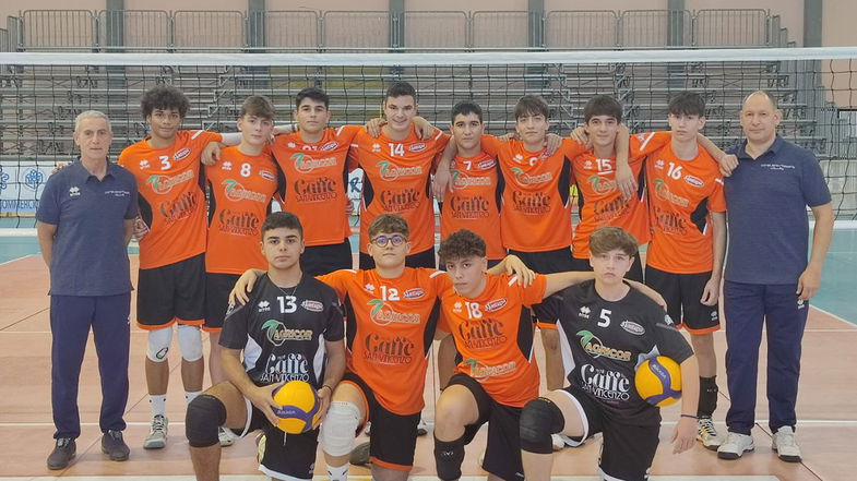 VOLLEY - Parte l'avventura della squadra della Co-Ro Volley Campionato Regionale di serie D maschile