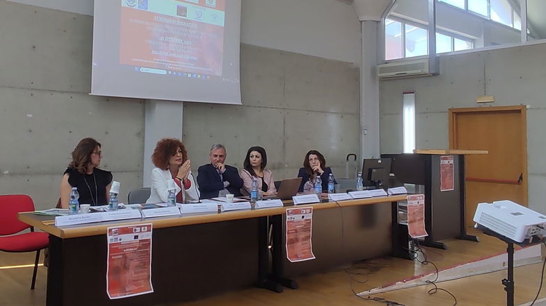 Evento di formazione a Co-Ro sulle donne vittime di violenza: «Bisogna lavorare su prevenzione e protezione»