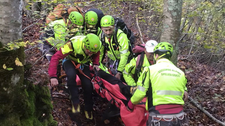 Soccorso alpino impegno a Camigliatello per fornire il primo soccorso dei dispersi