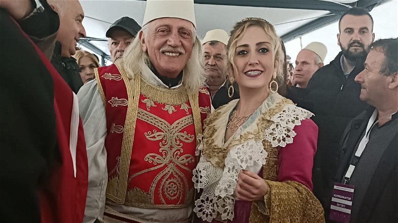Alla Parata degli Albanesi di Tirana sfila l'abito più antico dell'Arberia