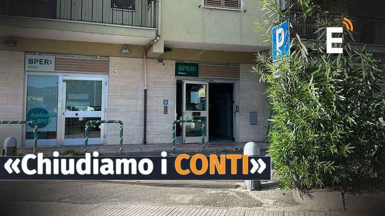 Soppressione ufficio bancario Rossano centro, arriva la minaccia dei correntisti: «Ce ne andiamo»