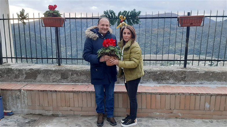 Il Circolo Legambiente Nicá ha donato delle piante alla comunità parrocchiale di Scala Coeli