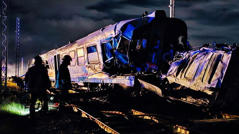 Dissequestrata la ferrovia jonica: domani si torna a viaggiare tra Sibari e Corigliano