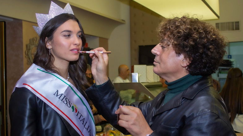 Salvatore Garbato e i suoi suggerimenti per un originale make-up natalizio