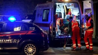 Incidente stradale a Corigliano Rossano, 25enne finisce in una scarpata. È grave