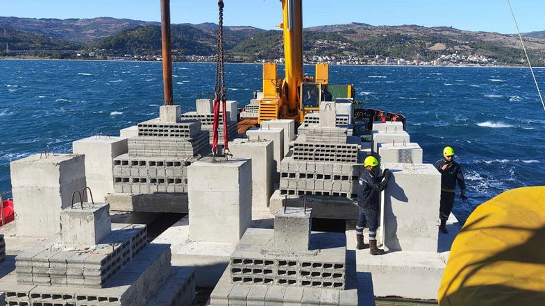 A Montegiordano posati 70 dissuasori contro la pesca a strascico