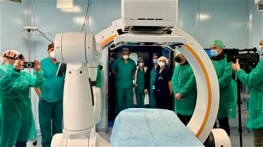 L'Unical installa all'Annunziata un braccio robotico per la neurochirurgia