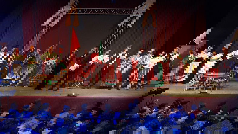 Gran Galà del folklore al Carnevale di Castrovillari con Albania-Serbia e Italia