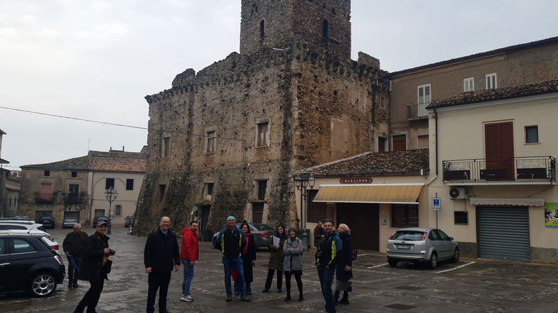 Il gruppo di Confguide alla scoperta del borgo medievale di Terranova da Sibari