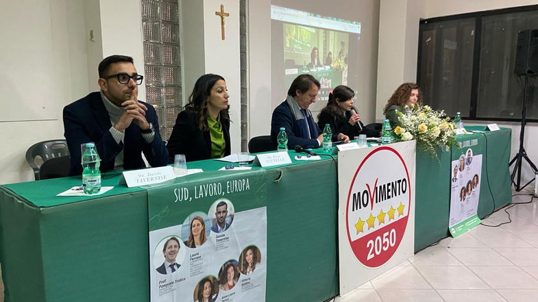 Il Movimento 5 Stelle apre la campagna elettorale con un incontro su 