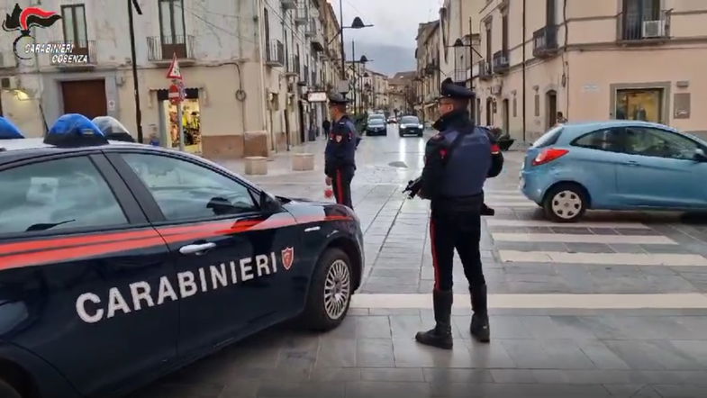 Spaccio di sostanze stupefacenti, vasta operazione dei carabinieri tra Castrovillari e Cassano Jonio