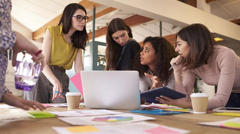 Donne e futuro in Calabria: tra Autonomia Differenziata, Europa e mutamenti politici e sociali