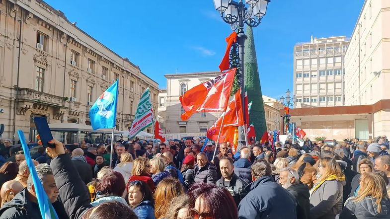 Tirocinanti, Sindacati chiedono intervento del governo e coinvolgono l'Anci