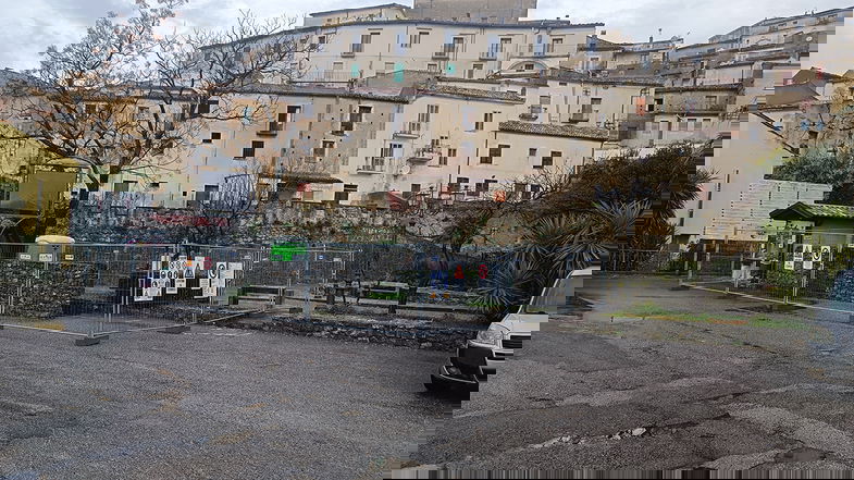Altomonte, levata di scudi contro la costruzione di servizi igienici in piazza Costantino Belluscio
