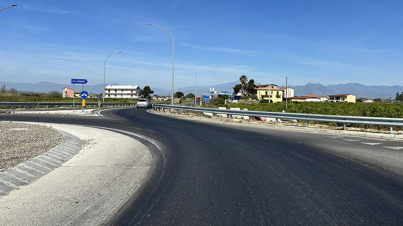 Co-Ro, ripristinato il guardrail presso la rotatoria di Santa Lucia