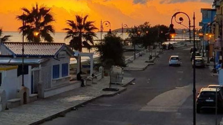 Cariati, divieto di transito e sosta sul lungomare Colombo sabato e festivi