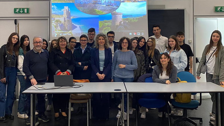 Guardiani del tempo, i ragazzi del Galilei di Trebisacce presentano il loro progetto all'Unical