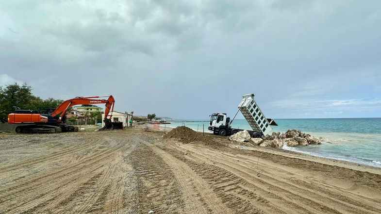 A Cariati iniziati i lavori di ripascimento costiero