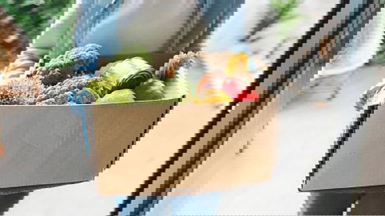 Ancora disagi nella distribuzione dei pacchi alimentari: anche l'Emporio Solidale di Trebisacce in ginocchio