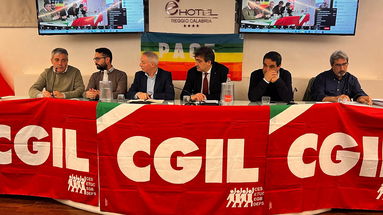 Cgil Calabria e Sicilia unite contro il Ponte sullo Stretto: «È solo uno spot»