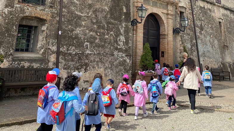 Gli alunni della scuola Magnolia in visita alla Fabbrica della liquirizia Amarelli