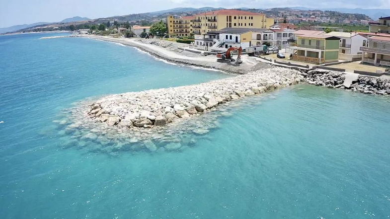 Pantano avrà di nuovo la sua spiaggia: in fase di ultimazione i lavori di ripascimento costiero