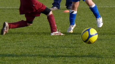 Sport e inclusione, nel carcere di Co-Ro la partita di calcio tra i detenuti e i propri figli