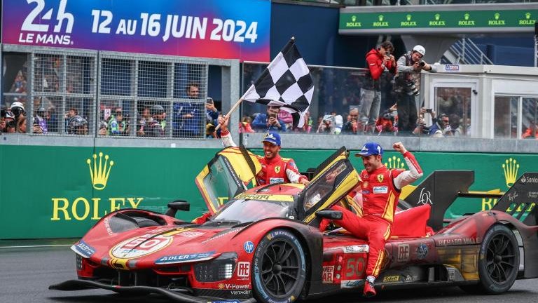 Il cariatese Antonio Fuoco domina la 24h di Le Mans a bordo della Ferrari