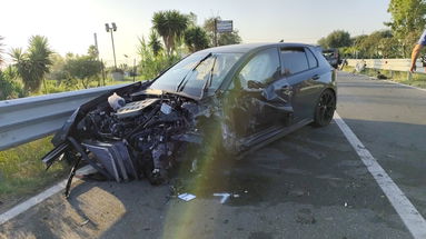 Incidente stradale a Pietrapaola, 8 persone coinvolte: c'è anche una bambina