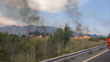 Ancora fiamme nell'alto Jonio della Sibaritide