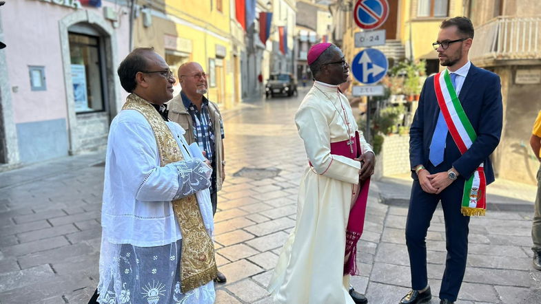 Mormanno, per la festa dell'Assunta arriva Monsignor Okolo