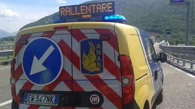 Tre veicoli si scontrano sull’A2 nel Cosentino, rallentamenti