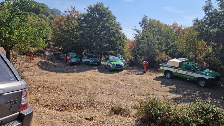 Incendio nella Valle del Colagnati: condizioni di intervento estreme