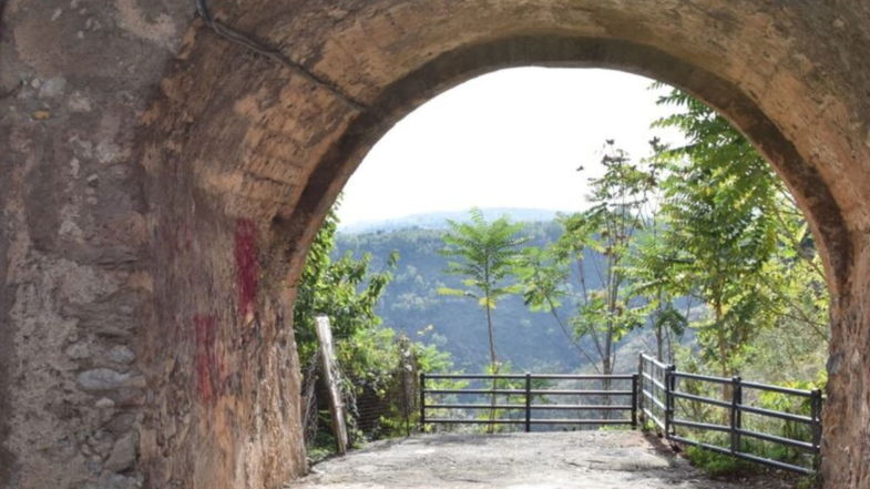 Ritorna la paura a Castrovillari dopo i nuovi crolli nella zona del Ponte San Giuseppe