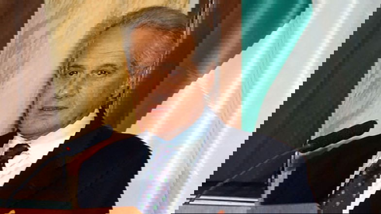 Al