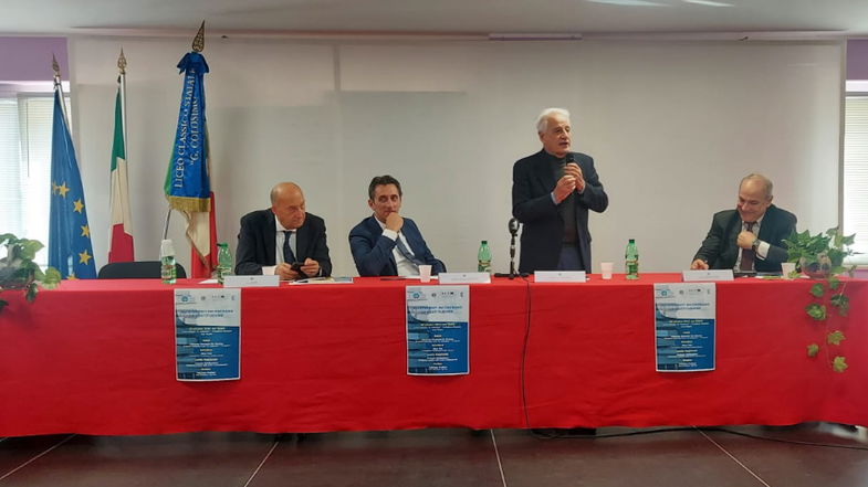 Al Classico di Corigliano la Lectio Magistralis di Antonio Baldassarre