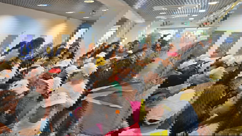 I bimbi dell'Erotodo di Co-Ro in visita all'Ufficio Postale