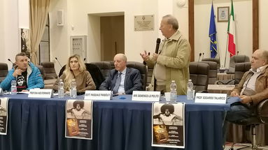 Presentato a Castrovillari il nuovo libro di Michele Messina “Attenzione ai Coccodrilli”