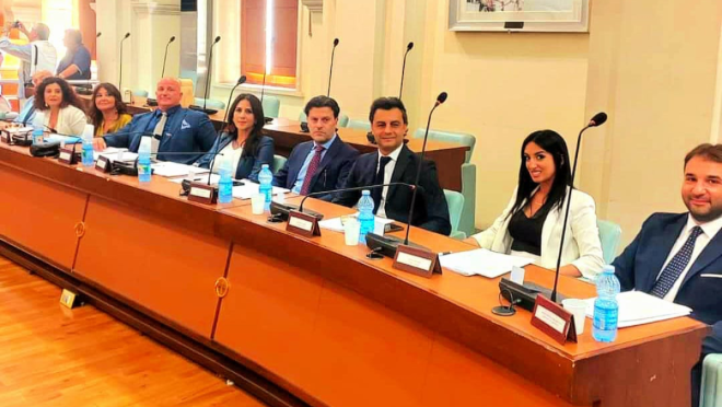 Condanna segretario comunale, Opposizione: «Subito un Consiglio urgente»