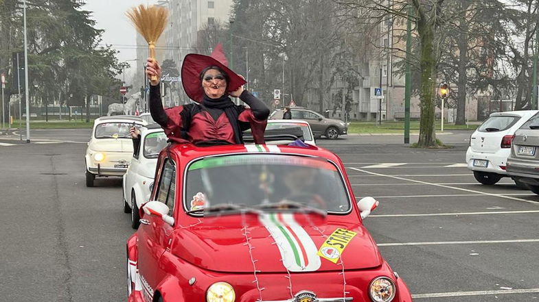 La Befana a Rossano arriva con la Fiat 500