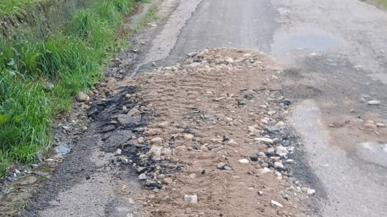 Strade dissestate sul territorio di Altomonte: i cittadini chiedono il regolare ripristino