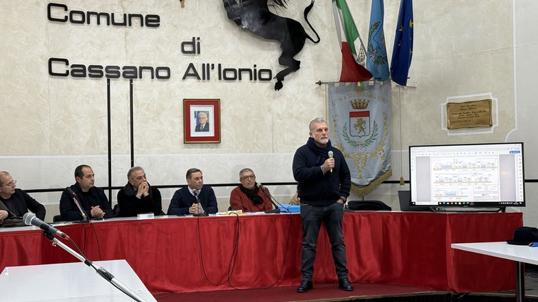 Cassano, presentato il progetto di rifacimento del potabilizzatore dei Laghi di Sibari