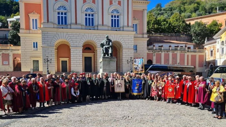 Le confraternite enogastronomiche come strumenti per le destinazioni turistiche