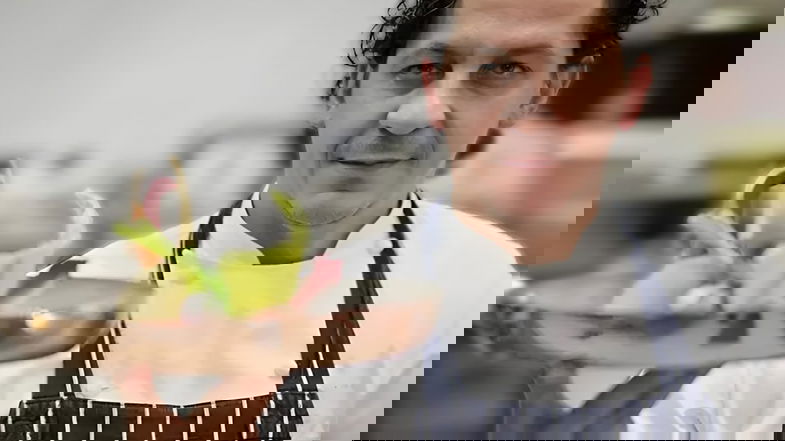 Lo chef Mazzei preparerà la cena per il compleanno di re Carlo d'Inghilterra