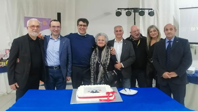 Il Rotary Club di Castrovillari sostiene i giovani in difficoltà