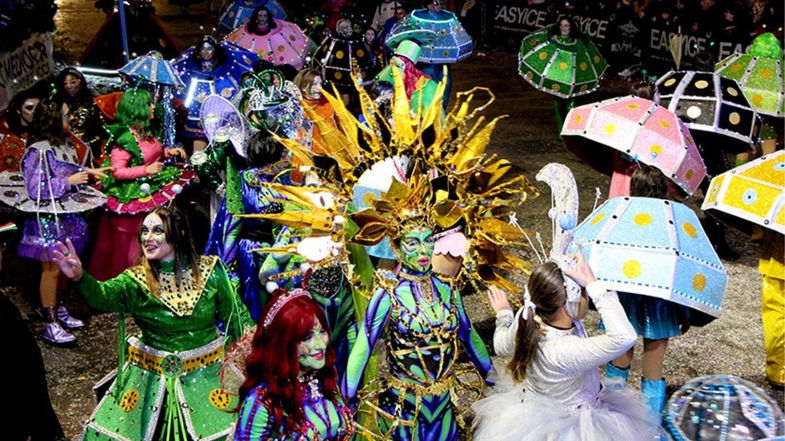 Successo per la prima sfilata del Carnevale di Castrovillari 2025